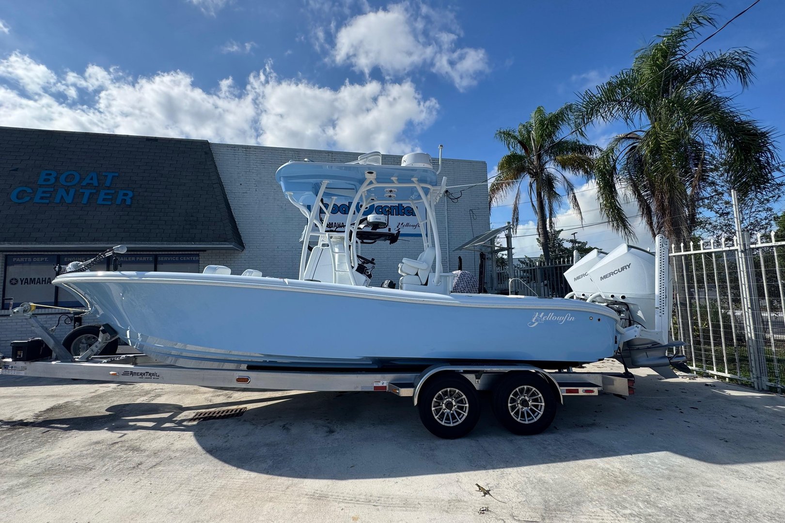Yellowfin 26 Hybrid