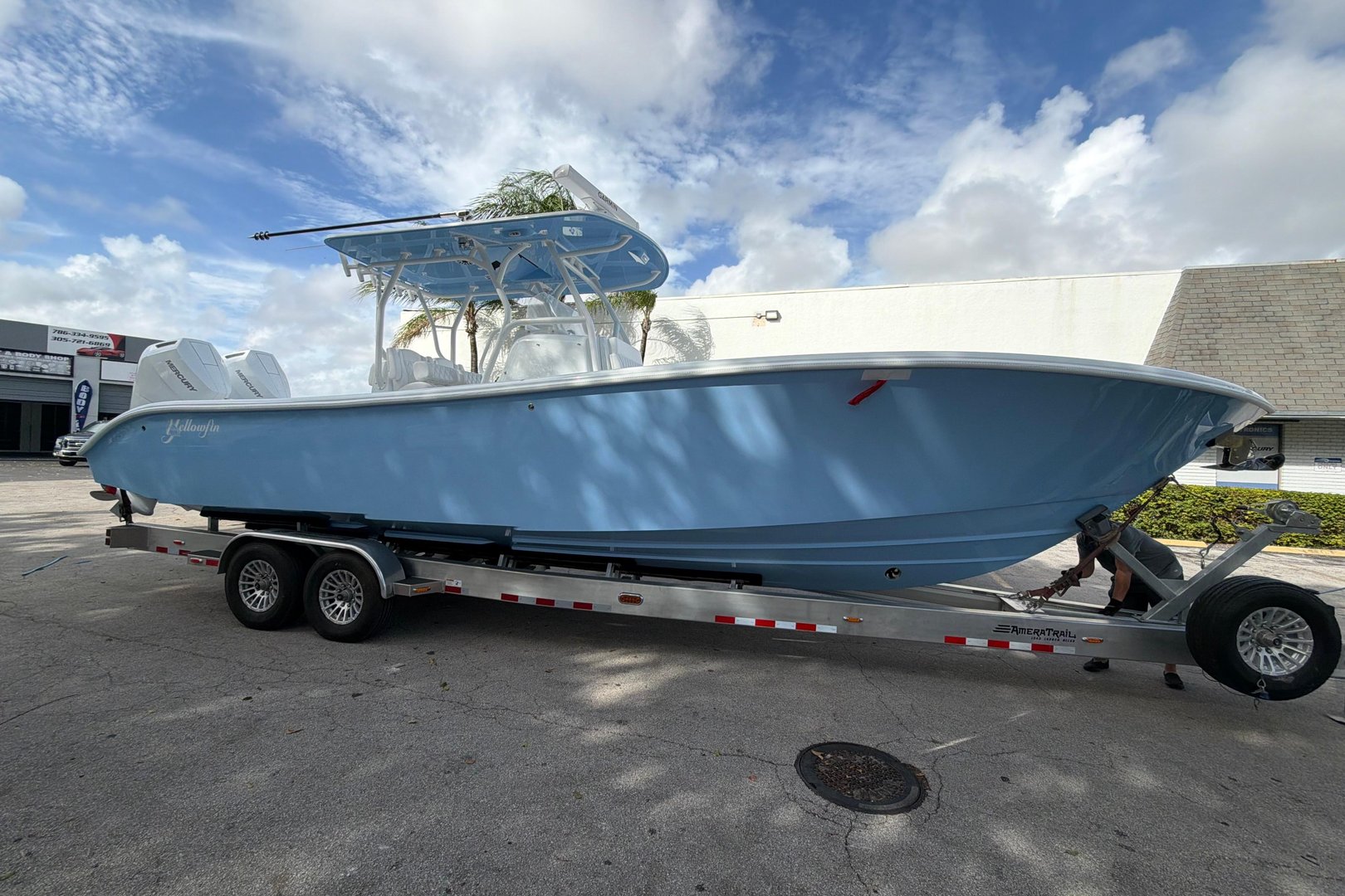 Yellowfin 32 Offshore