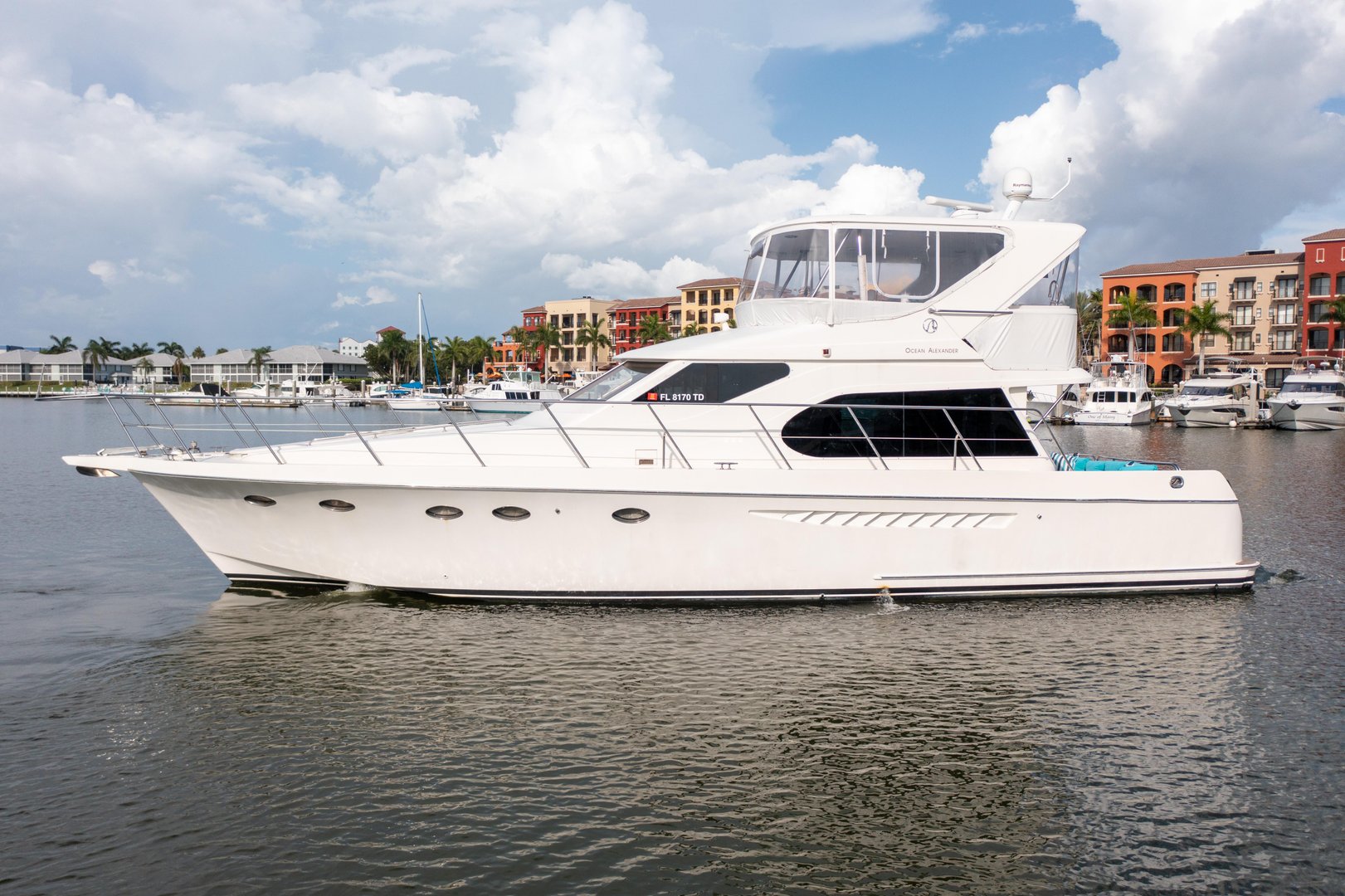 Ocean Alexander 52 Pilothouse