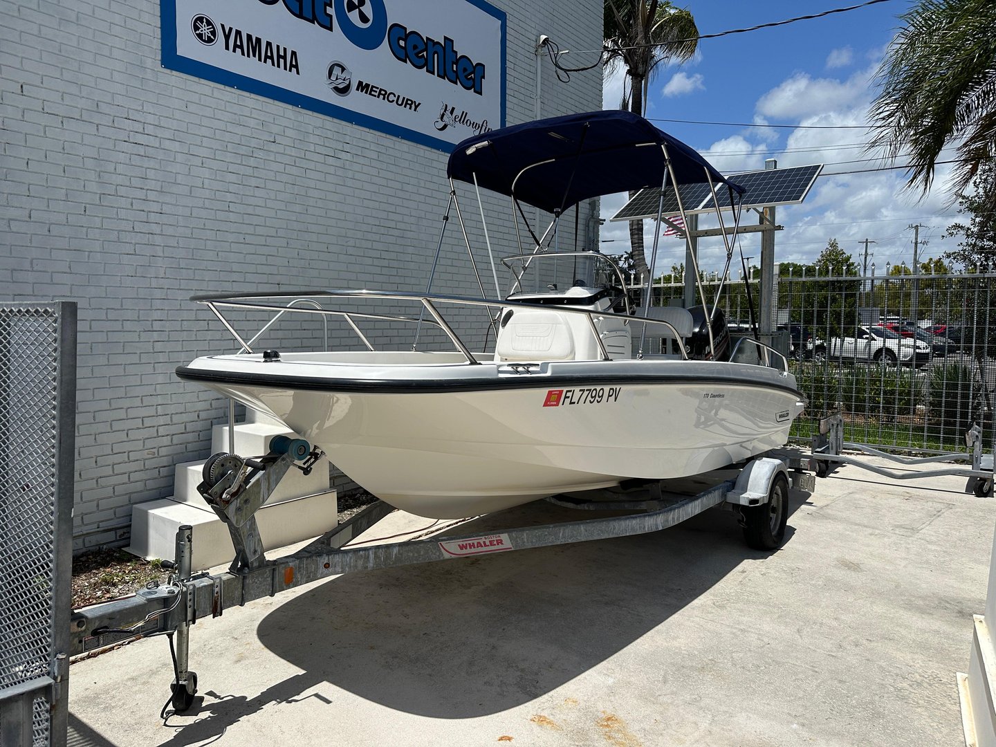 Boston Whaler 170 Dauntless