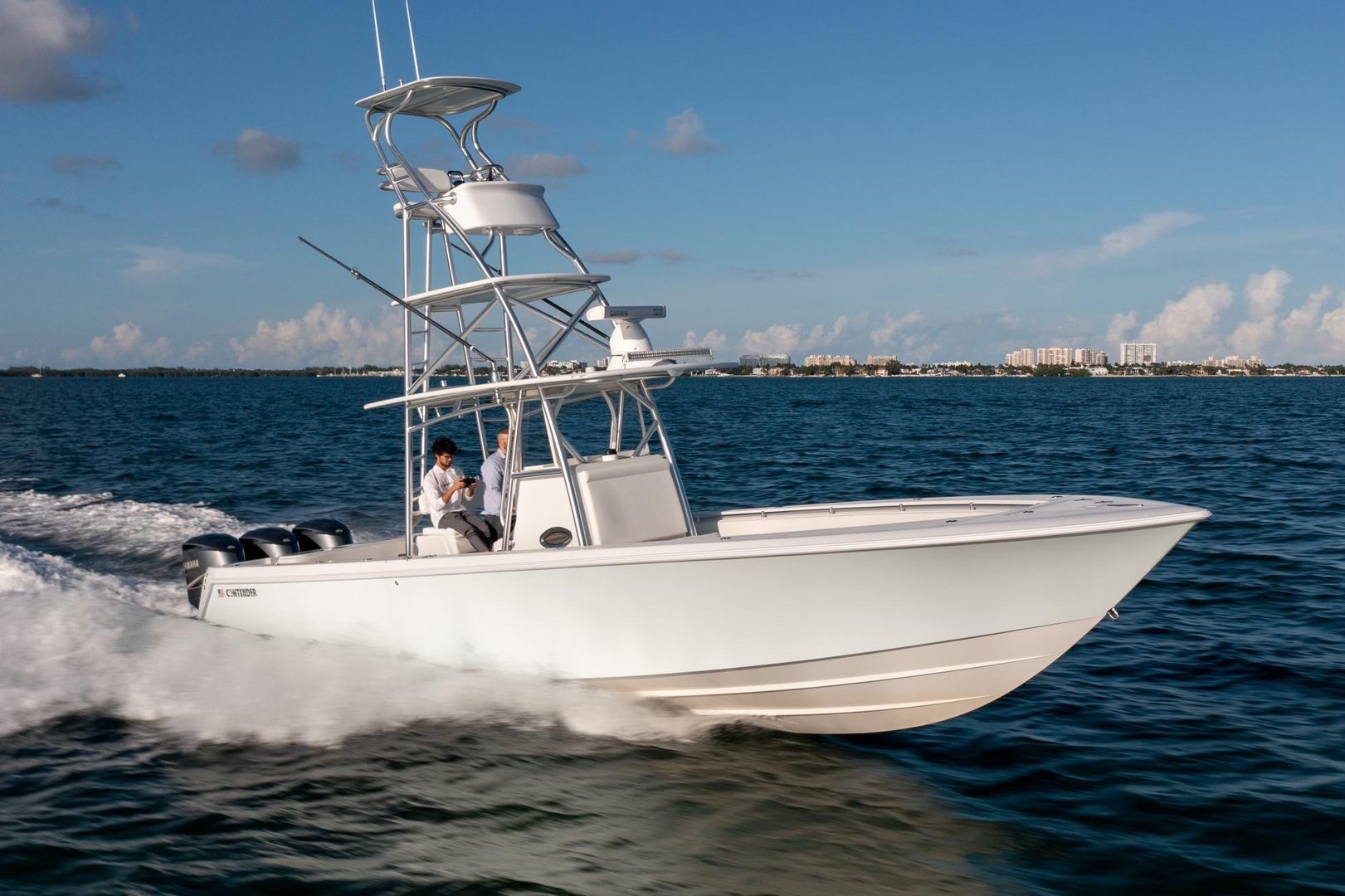 Contender 39 ST