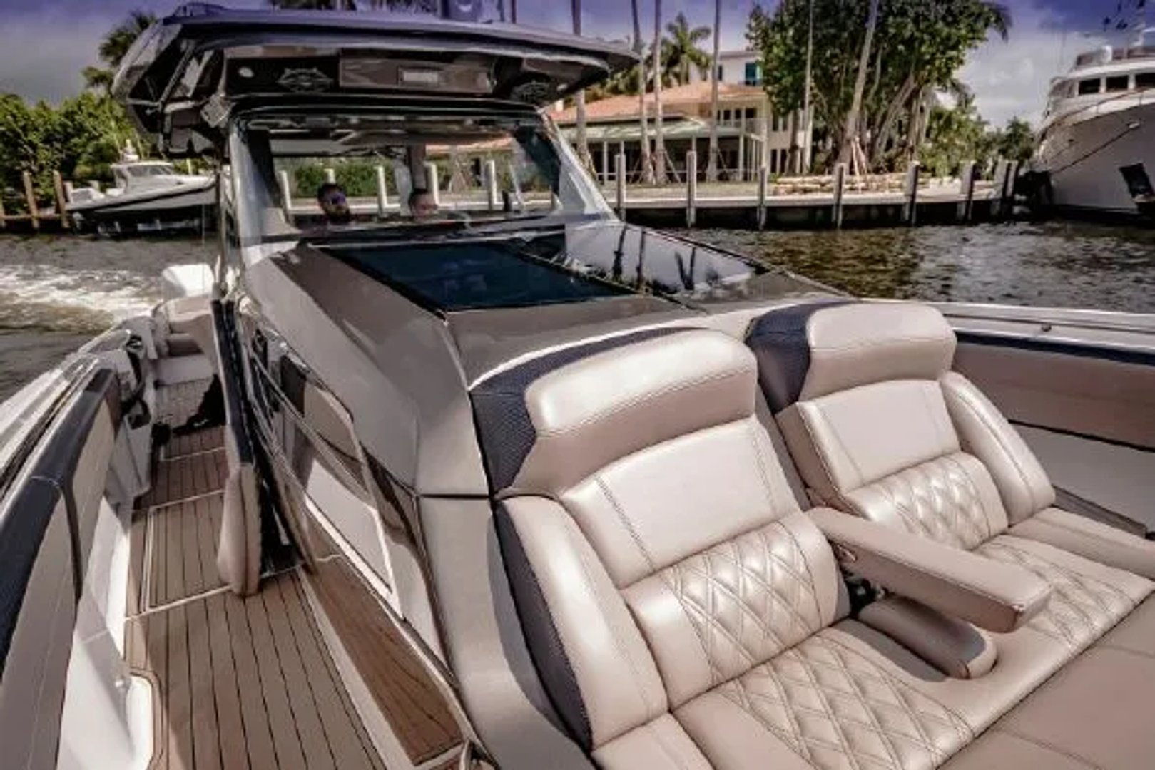 Nor-tech 450 Sport Center